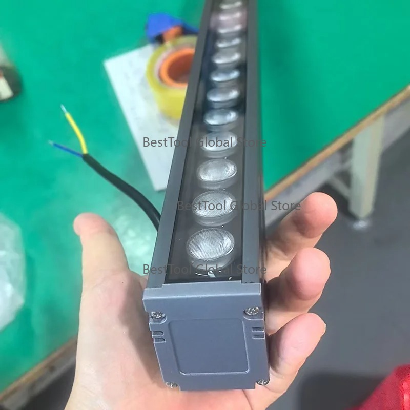 Outdoor Lighting Architectural - Światła LED typu Wall Washer D-MX512