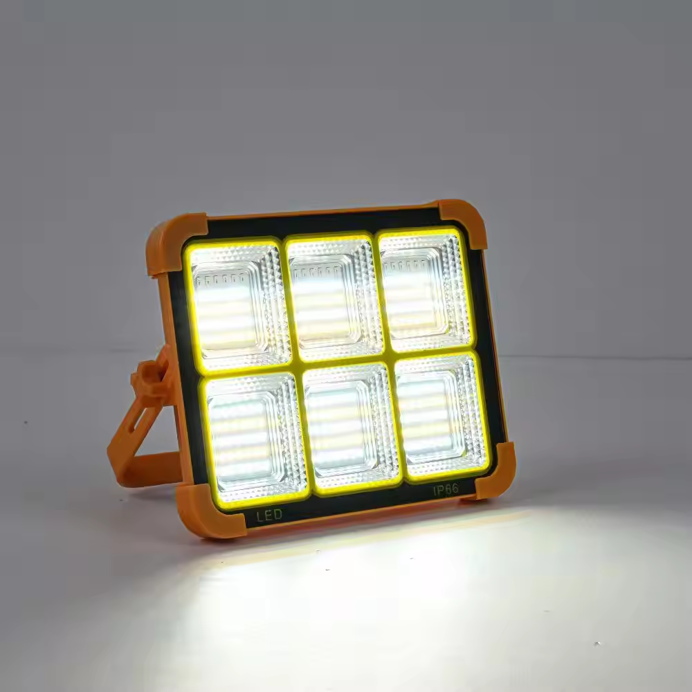 Zewnętrzny przenośny reflektor – Zumtobel Outdoor Lighting recenzja i cena