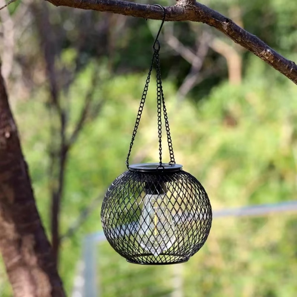 Lampion solarny z żelaza, kula – Outdoor Lighting Art recenzja i cena